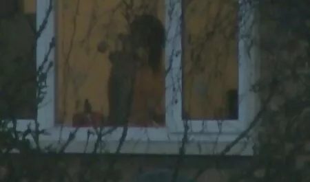 Gyere a konyhába: forró Milf szar a konyhában családi sex videok főzés közben