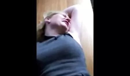 Mormongirlz-szenvedélyes családisex leszbikus csoport szex
