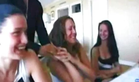 A piszkos családi sex filmek francia barna elcsábítja