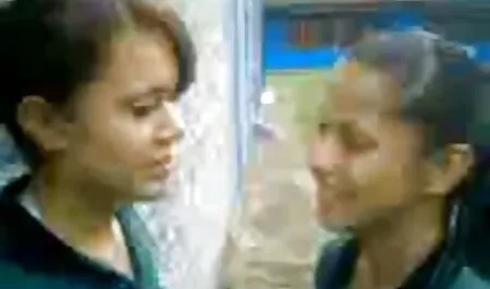 Egy konkrét családi porno film terhelés: Fekete fogselyem, masszázs olaj