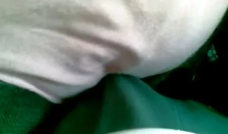 Shemale családi pornó filmek lány játszik vibrátor