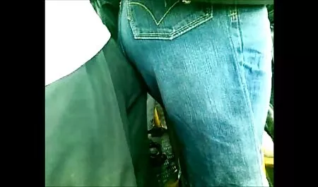 A családi sex videók lány a börtönben, Nagy Mellek veszi kakas, hogy a biztonsági őr.