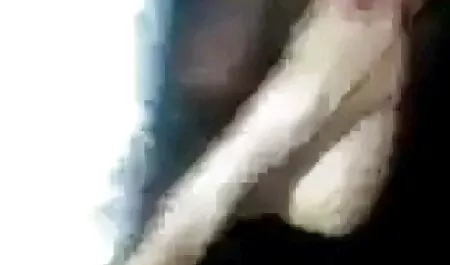 Busty babe kap dolgozni családi szex videók