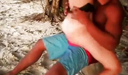 Ameteur-petite Thai Tini a parton teszi a robbanás családiszexvideok