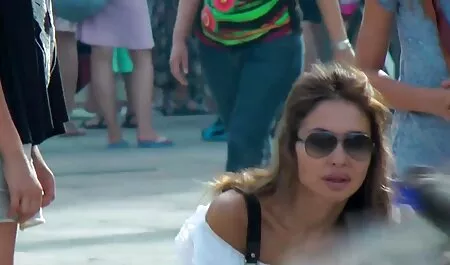 Szexi családi porno ingyen fekete ruha ugratni barátnője